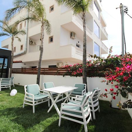 Valmar Hotel Ksamil Exterior photo