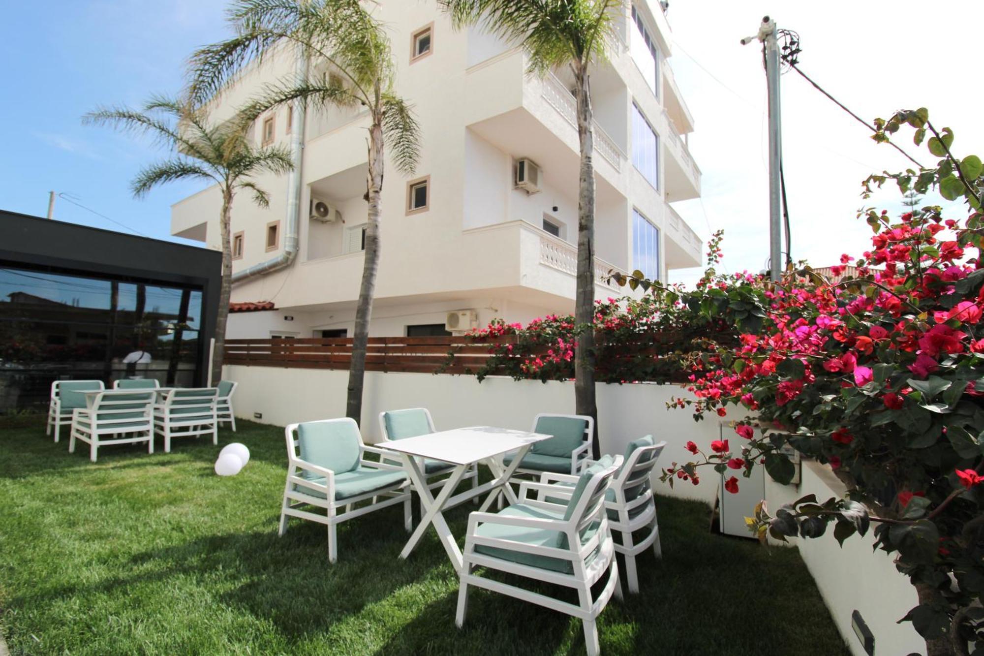 Valmar Hotel Ksamil Exterior photo